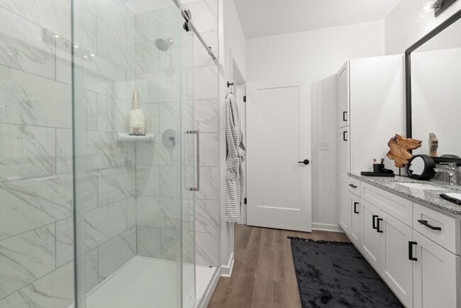 District Collection apartments — community photo