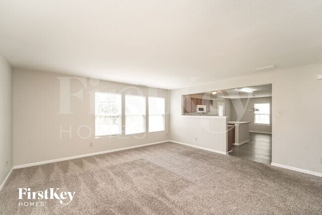 Photo - 1112 Rainier Ln