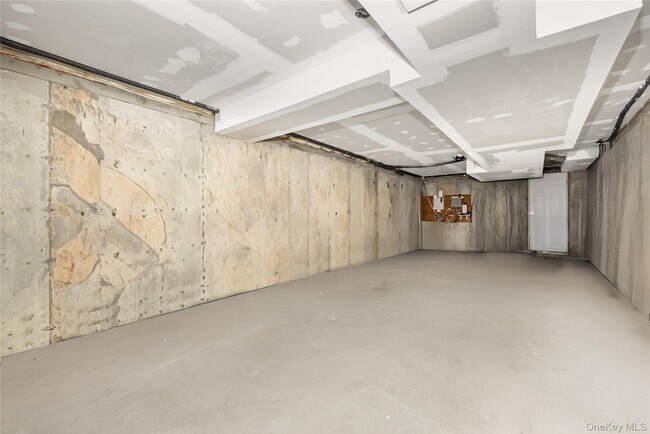 Photo - 714-716 W Beech St Unit Main