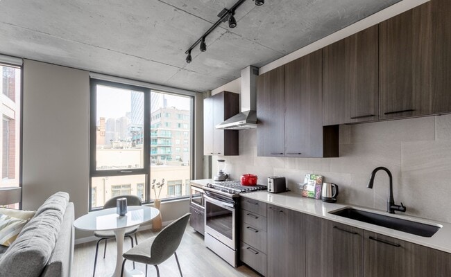Photo - 900 W Washington Blvd Unit 1201