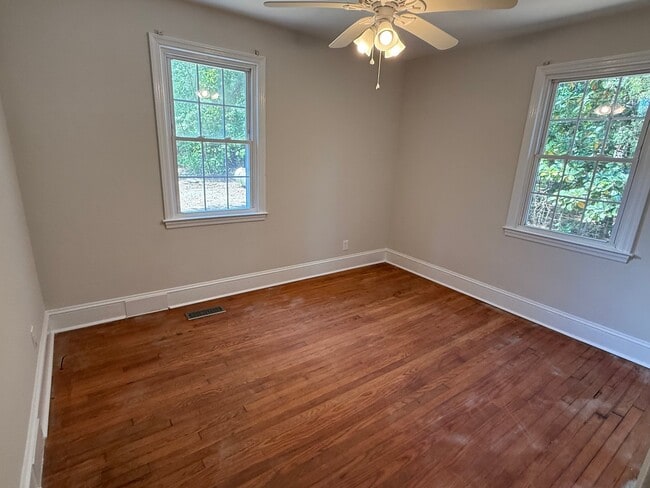 Photo - 82 Morgan Rd