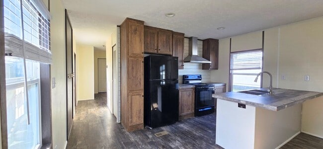 Photo - 66 Benedict Dr