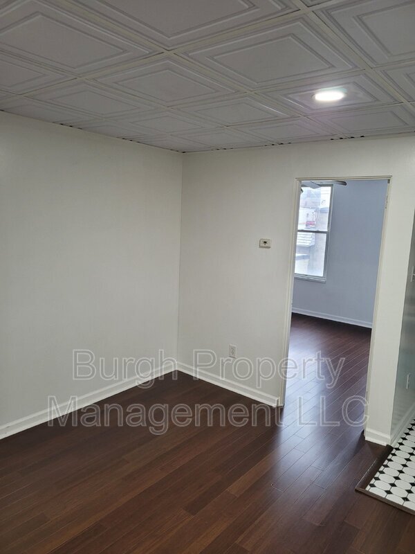 Photo - 2206 Woodstock Ave Unit 1