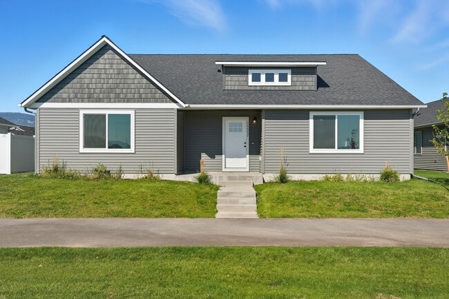 Building Photo - 11557 Railway Ave Rental