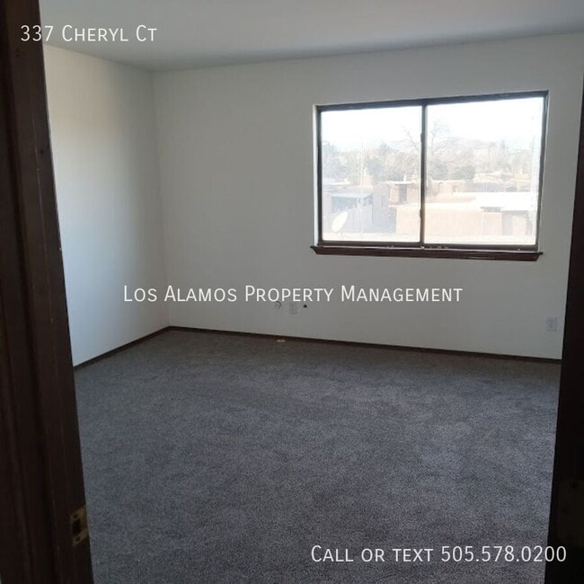 Photo - 337 Cheryl Ct