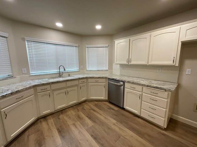 Photo - Updated Home In Established Northeast Fresno Neighborhood. Clovis Unified Schools!