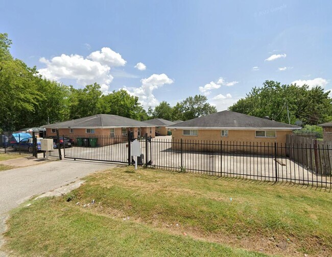 Photo - 5014 Carmen St
