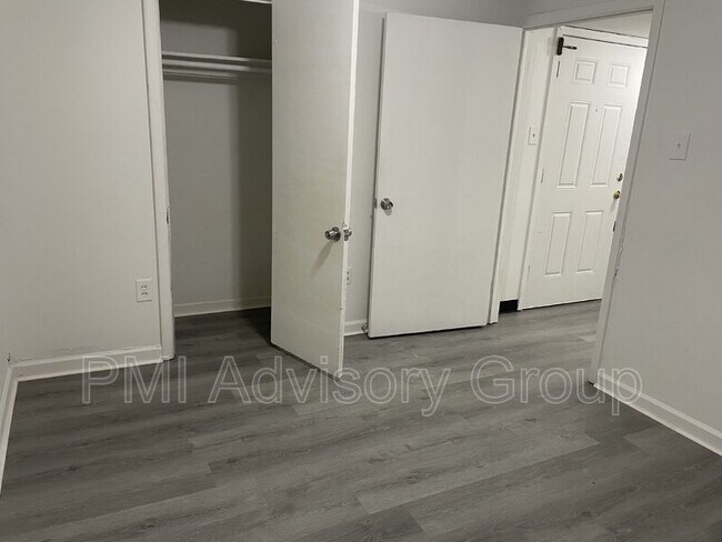 Photo - 2021 SW Mission Ave Unit 8