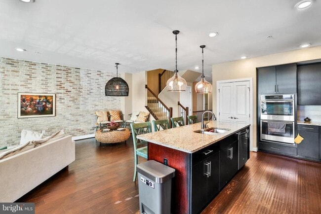 Building Photo - 3310 Tribune Ct Unit F