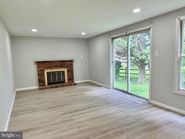 Photo - 2 Cinnabar Ct