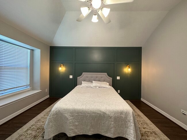 Photo - 419 Oak Chase Dr