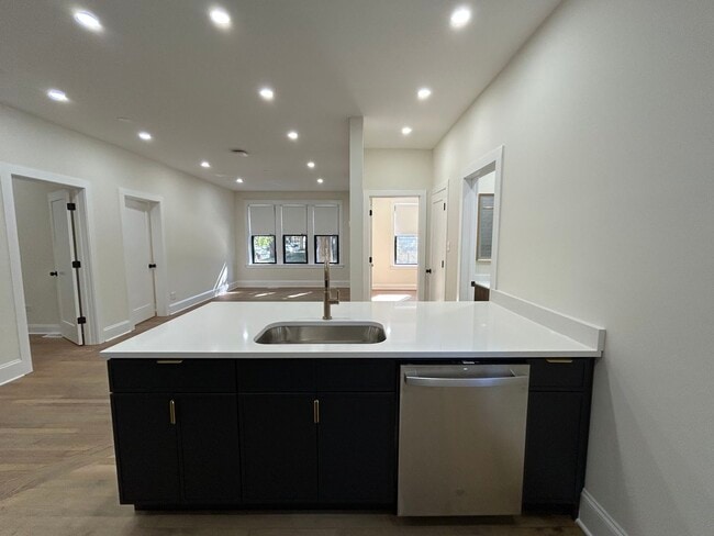 Photo - 4636 N Hamilton Ave