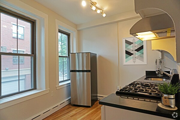 Building Photo - 98 Willow St Unit 106-02A Rental