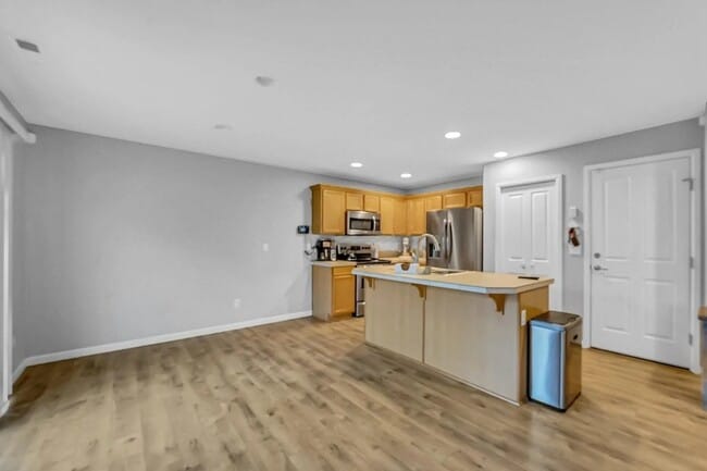 Photo - 6951 Fresco Dr SE