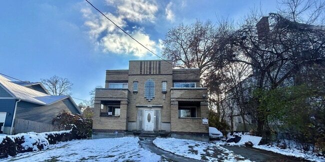 Building Photo - 783 N Fred Shuttlesworth Cir Unit 2