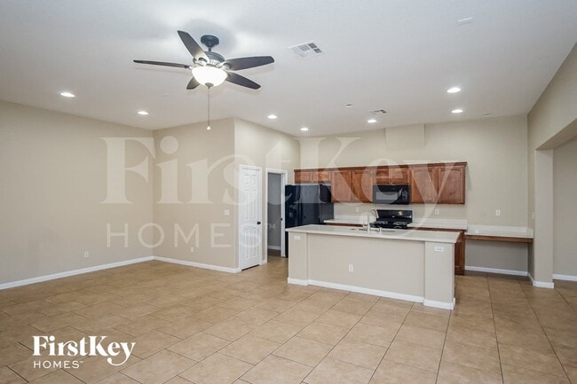 3327 Kaniksu Ct