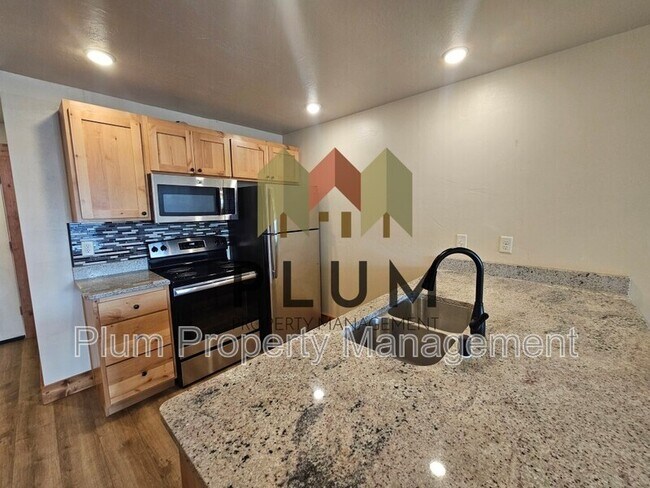 Photo - 1245 Waverly St Unit #202