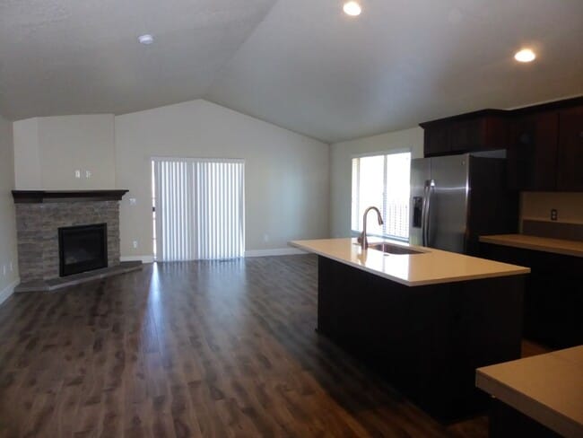 Photo - 61174 SE Geary Dr