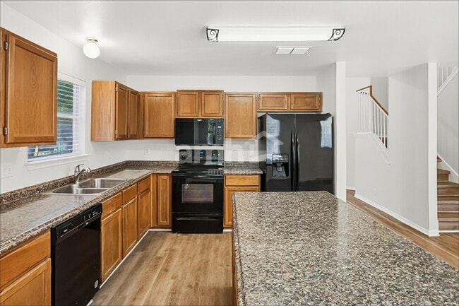 3552 Peachtree Ln
