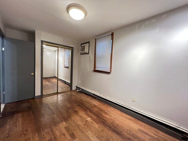 Photo - 38 W 12th St Unit 1