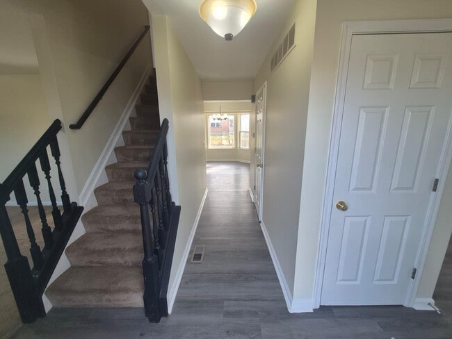 Photo - 3023 Tomahawk Ridge Way