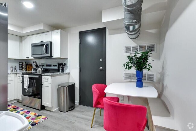 Building Photo - 116 N 32nd Ave Unit 3 Rental