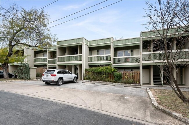 Photo - 1217 1/2 W 39th St Condominio Unidad 102