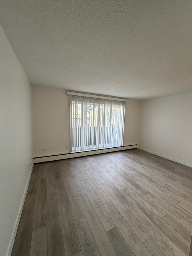 Photo - 1909&nbsp;on 12th