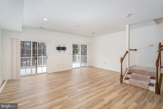 Photo - 105 High Pointe Dr