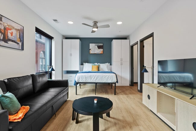 Photo - 423 E Michigan St Unit ID1026464P