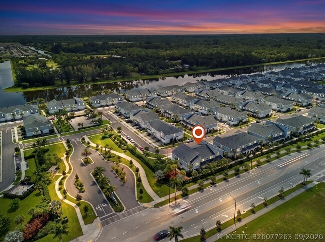 4178 Longwood Lake Sq
