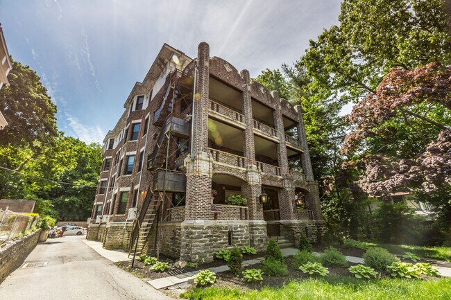 Photo - 332 West Hortter Street