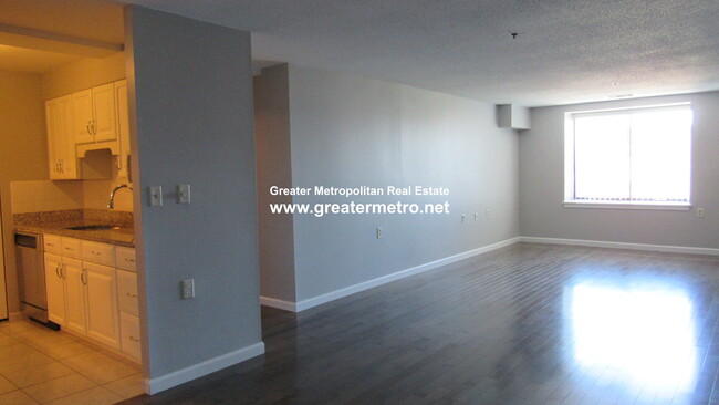 Photo - 357 Commercial Street Condo Unit 507