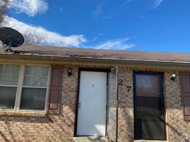 Building Photo - 727 Unit B Rental