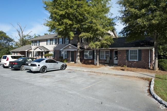 Photo - Stewart Apartments