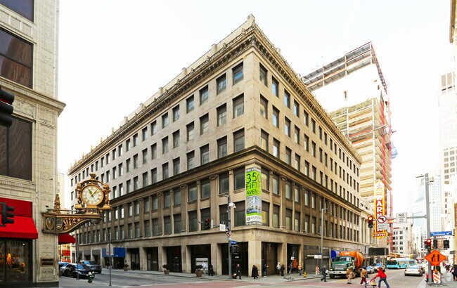 Photo - Smith & Fifth