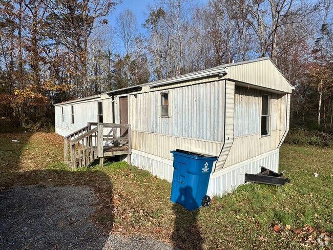 Building Photo - 2/2 Mobile Home in Ruthfordton County, NC ...