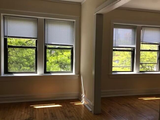 Photo - 1742 W Estes Ave Unit 210