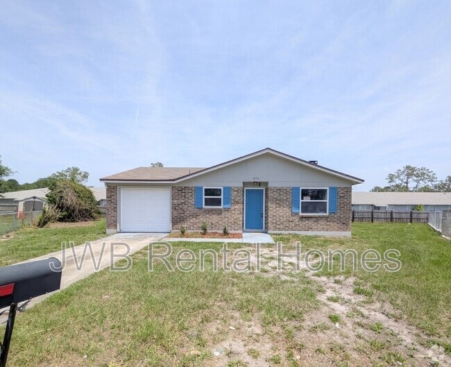 Building Photo - 5202 La Ventura Ct E Rental