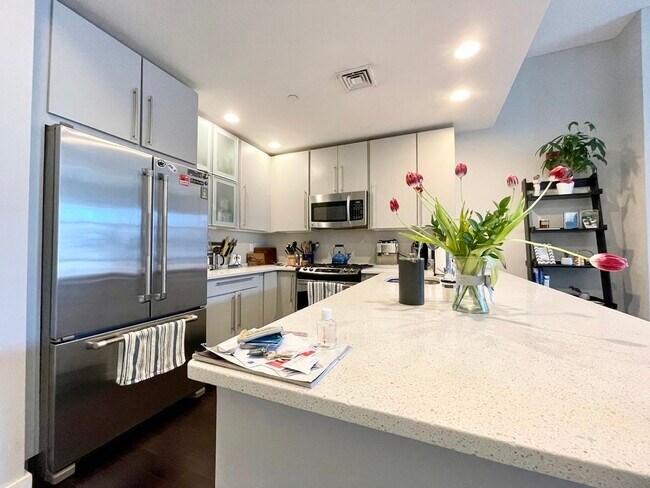 Photo - 150 Dorchester Ave Unidad 409 Rental