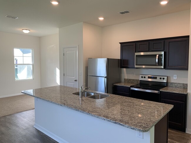 Photo - 3074 Neverland Dr