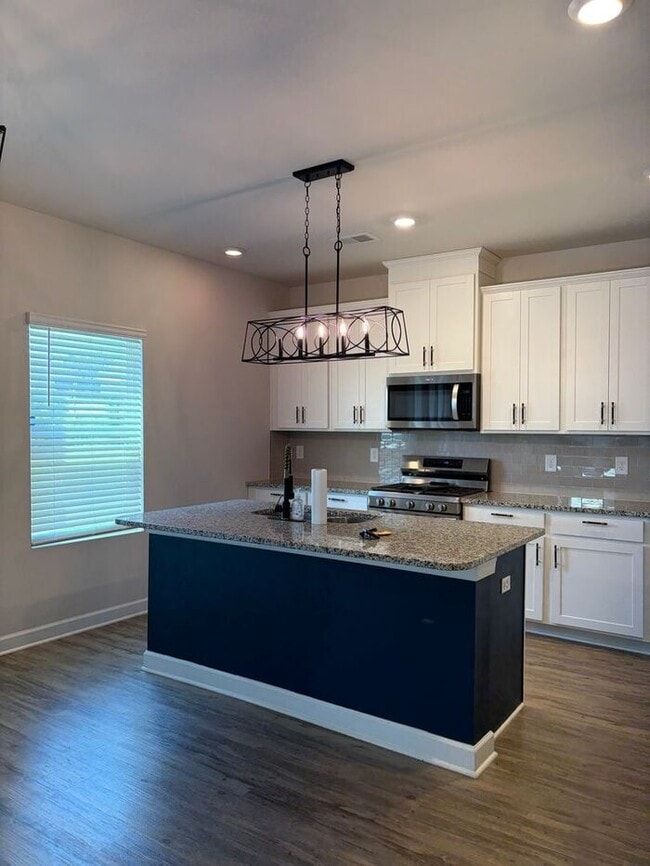 Photo - Beautiful Spartanburg home right off I-85, Available Now!! $500 OFF FIRST FULL MONTH