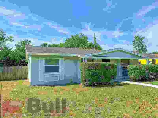 Photo - 4438 Weldon Pl