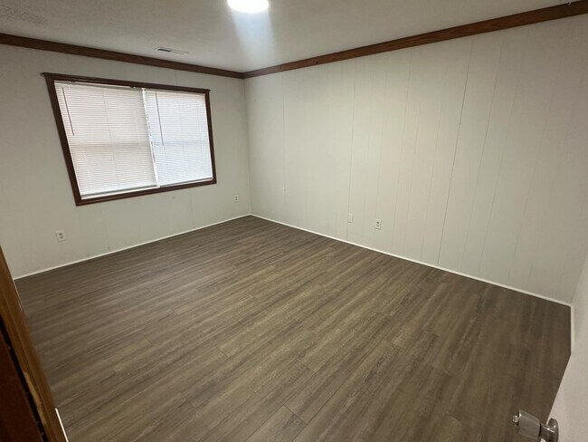 Photo - 5414 Sidbury Rd