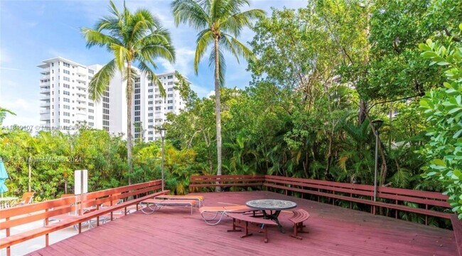 Photo - 170 Ocean Ln Dr Unit 405