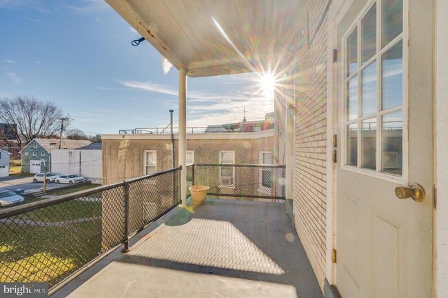 Photo - 302 W Main St