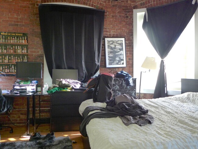 Photo - 18 Medfield St