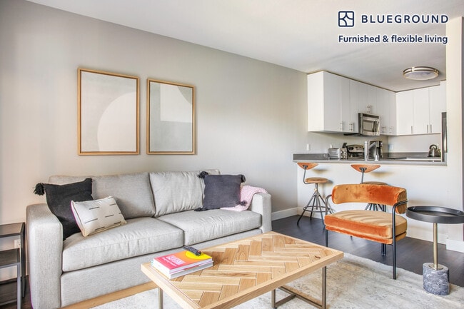 Photo - 655 S Fair Oaks Ave Apartment Unit FL2-ID372