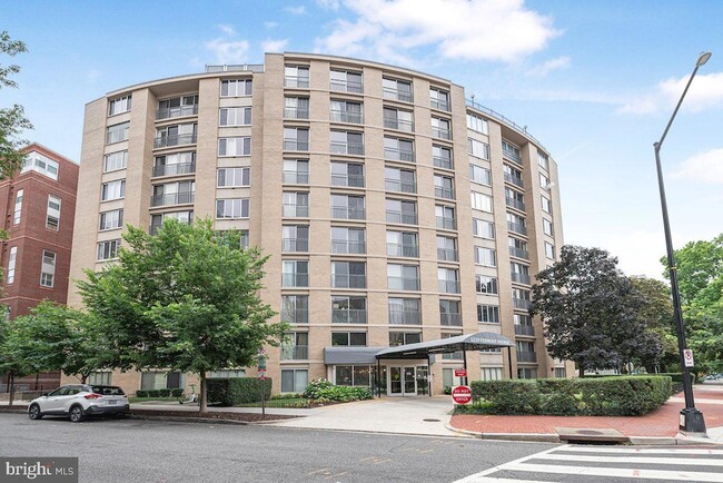 Building Photo - 1239 Vermont Ave NW Unit 902 Rental