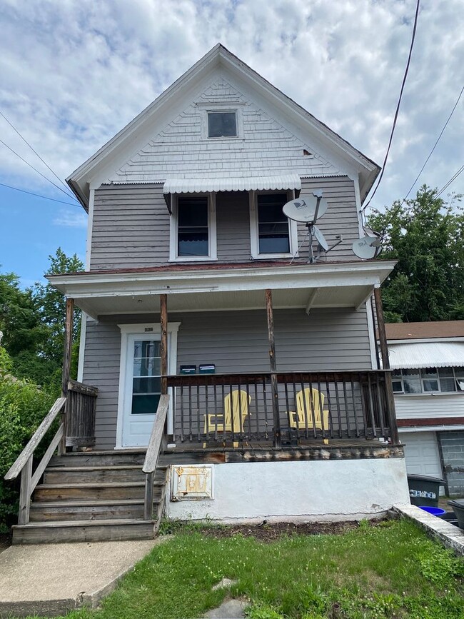 Building Photo - 928 Clearview St Unit 2